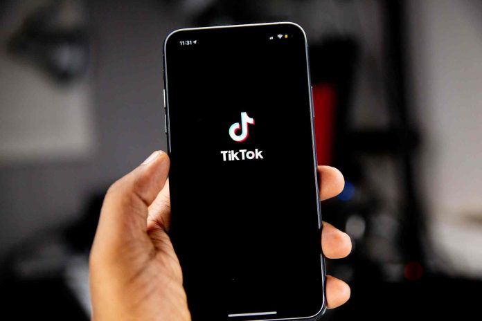 main TikTok tapi tetap sopan
