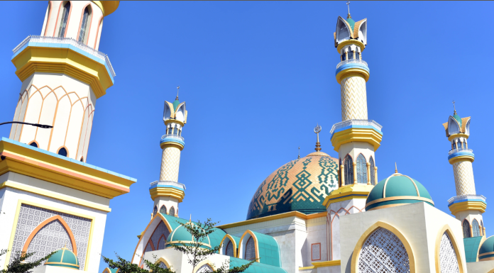 Masjid Sumber Kebahagiaan Hati di Bulan yang Suci