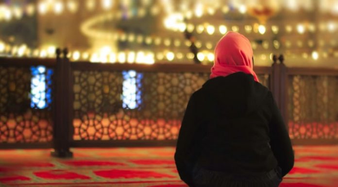 Akhlak Seseorang Hanya dengan Bagaimana Dia Sholat