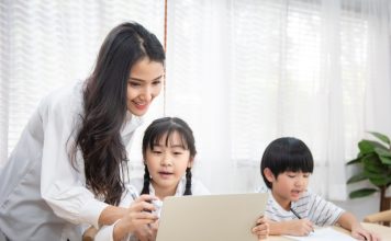 Membantu di Era Digital Sedekah Online