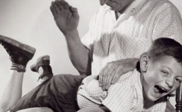 Mendidik Anak dengan Kekerasan