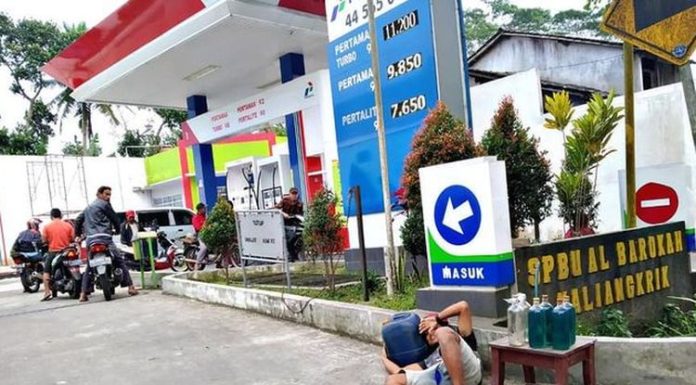 Menepis Kekhawatiran Masalah Rezeki dengan Mengimani Ayat Al-Quran Menepis Kekhawatiran Masalah Rezeki