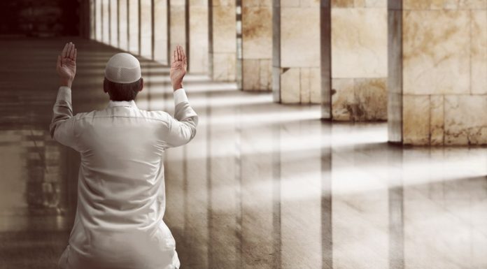 Mengagungkan-Allah-dan-Rasul