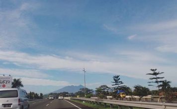 Rugi Jika Sobat Hanya Mengejar Duniawi Selama Hidup Mengejar duniawi