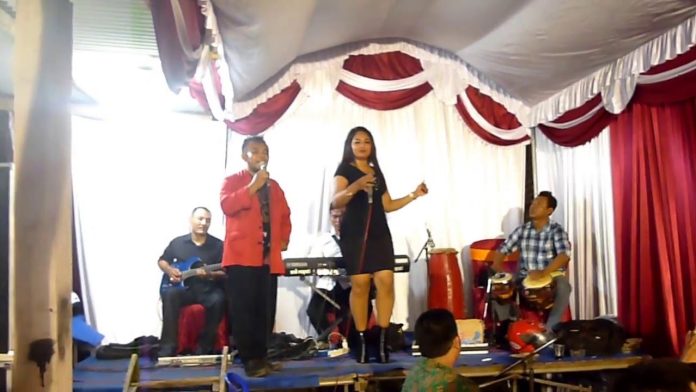 Menghadiri Pernikahan dengan Dangdutan Maksiat