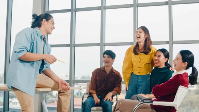 Menjadi Rekan Kerja yang Menyenangkan Menjadi Rekan Kerja yang Menyenangkan