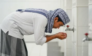Menjaga Wudhu Sepanjang Hari, Mensucikan Badan dan Hati Menjaga Wudhu Sepanjang Hari