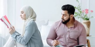 Menolak Hubungan Intim dengan Suami