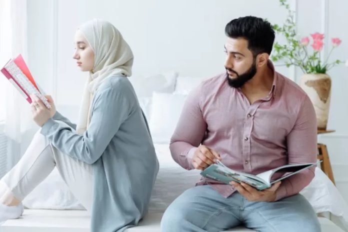 Menolak Hubungan Intim dengan Suami Menolak Hubungan Intim dengan Suami