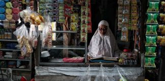 Menumbuhkan Semangat Beribadah di Tengah Kesibukan Dunia