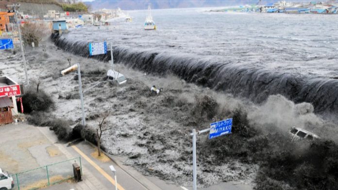 Mitos Tsunami Karena Kemarahan Penunggu Laut
