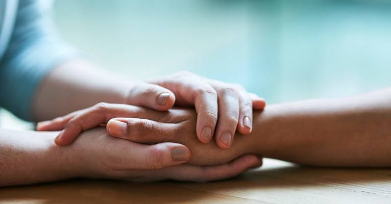 News Anchor Rosiana Silalah