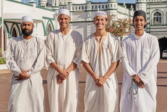 Nggak Usah Sok Nyari Vibes Ramadan Di luar, Vibes Sejati Ramadan itu di Dalam Masjid