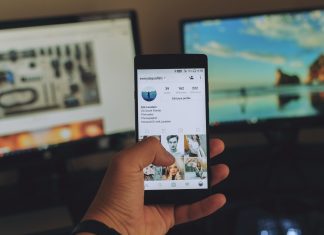 Pamerkan Kotak Iphone 12 di Instagram Stories, Ini Bahaya Pamer Dalam Pandangan Islam Pamerkan Kotak Iphone 12 dan Ini Bahaya Suka Pamer Menurut Islam