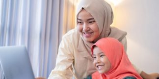 Parenting Islami di Era Gadget