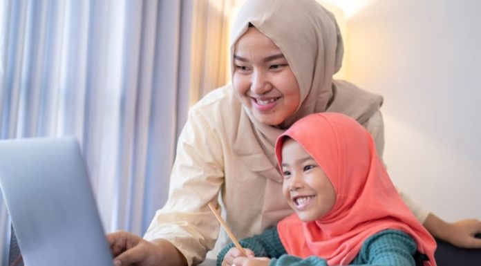 Parenting Islami di Era Gadget