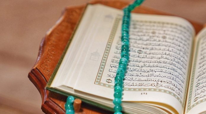 Peggy Melati Sukma berdakwah