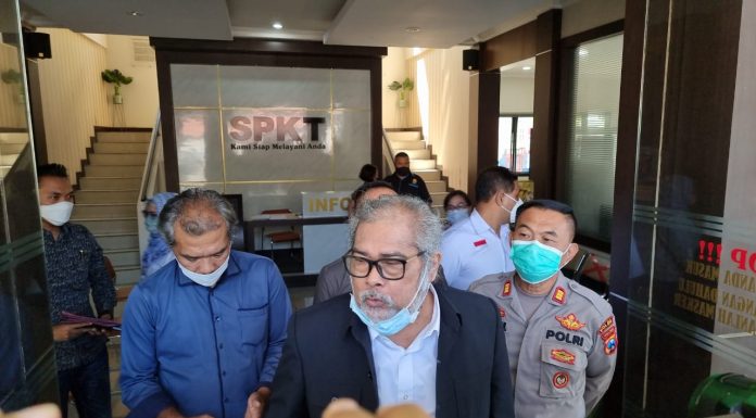 Pemilik Sekolah di Batu 1