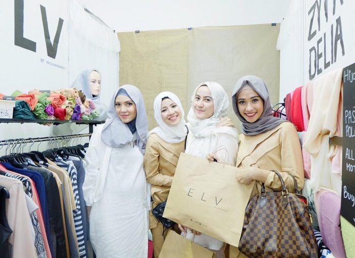 Pendapat Alim Ulama Perihal Kartu Diskon Wanita Muslimah Wajib Baca