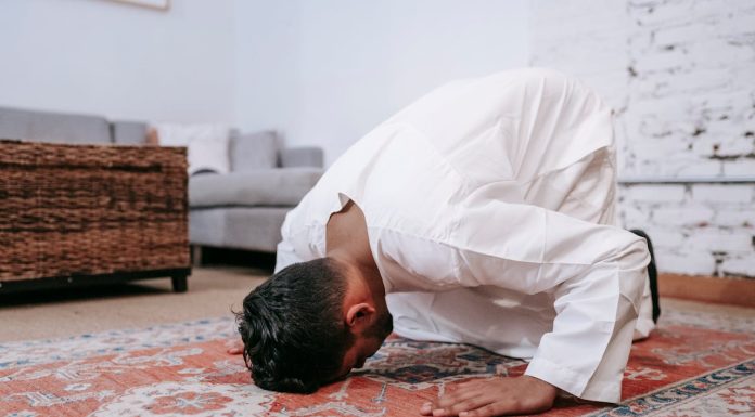 Pentingnya Waktu Menyendiri dalam Islam, Kenali Apa Itu Uzlah Pentingnya waktu menyendiri dalam Islam