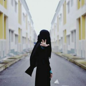 Peringatan Hari Tari, Keutamaan Wanita Menutup Aurat