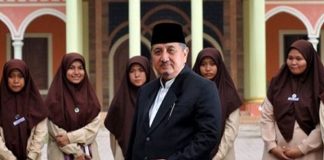 Pimpinan Pesantren Gontor Meninggal Dunia, Apa Yang Bermanfaat Bagi Orang Yang Sudah Meninggal? Pimpinan Pesantren Gontor KH Abdullah Syukri Meninggal Dunia