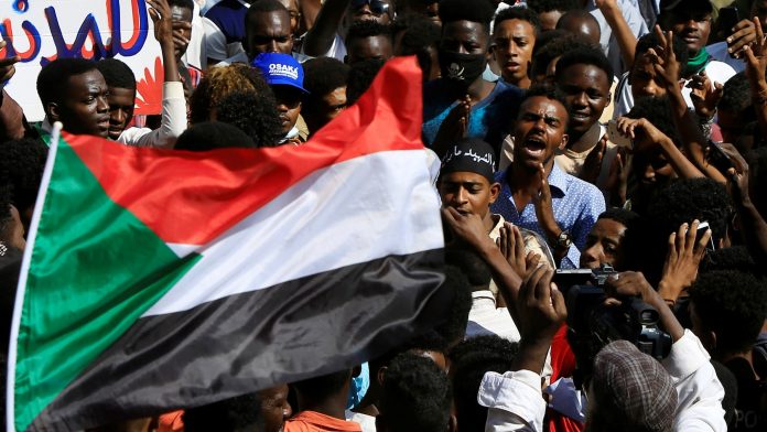 Protes di Nigeria Diwarnai Penjarahan Protes di Nigeria Diwarnai Penjarahan