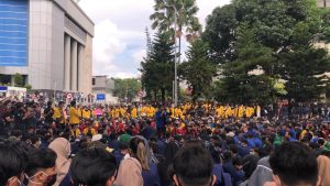Relawan Sembari Gelar Aksi Unjuk Rasa Damai dan Perdamaian Dalam Islam