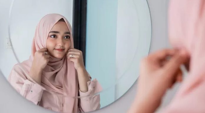 Seorang Muslim Cermin bagi Saudaranya