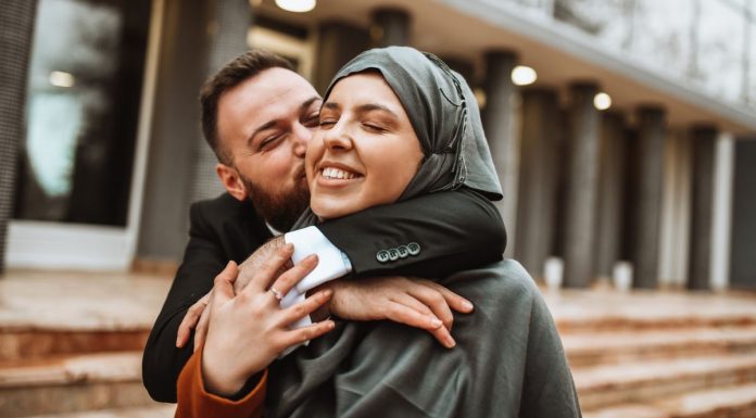Seputar Puasa Ramadan Boleh Cium Istri Ketika Puasa Ga Sih