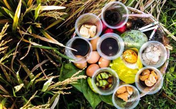 Sesajen untuk arwah leluhur