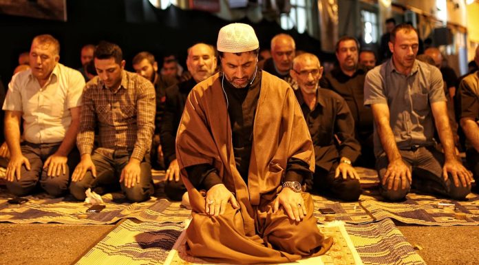 Siapakah Abu Thalib? Benarkah Dia Menolak Islam? Siapakah Abu Thalib