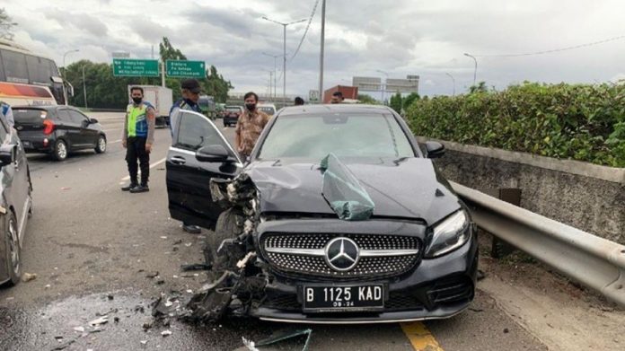 Sopir Mercy Lawan Arus 1
