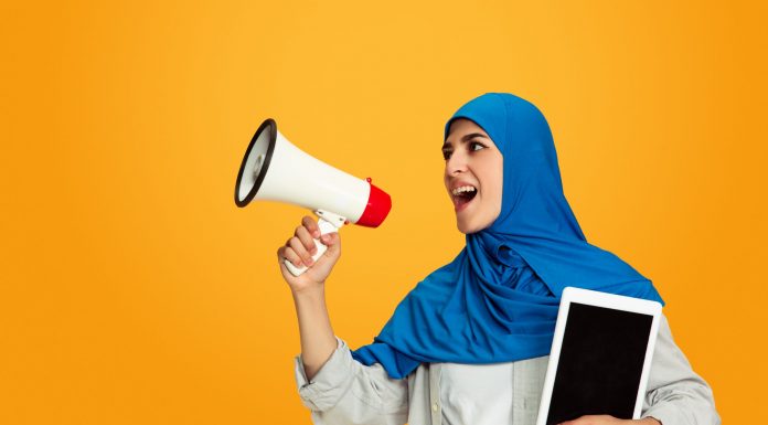 Suara Perempuan Itu Aurat, Dan Bagaimana Hukumnya