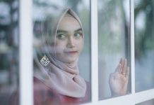 Sudahkan Kalian Miliki Sifat-Sifat sebagai Wanita Muslimah Berikut? Wanita muslimah