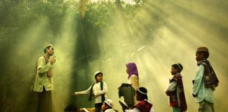 Tanamkan Agama Sejak Kecil