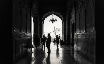 tanggung jawab menjaga syariat