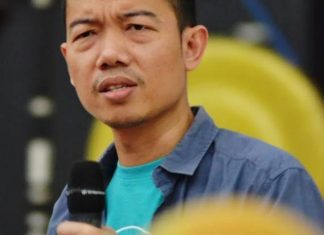 Bagaimana Pandangan dalam Islam Terkait Kritikan Tere Liye? Tere Liye