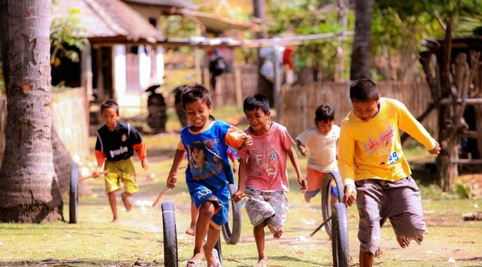 Tips Mewujudkan Keluarga Bahagia Hidup Sederhana