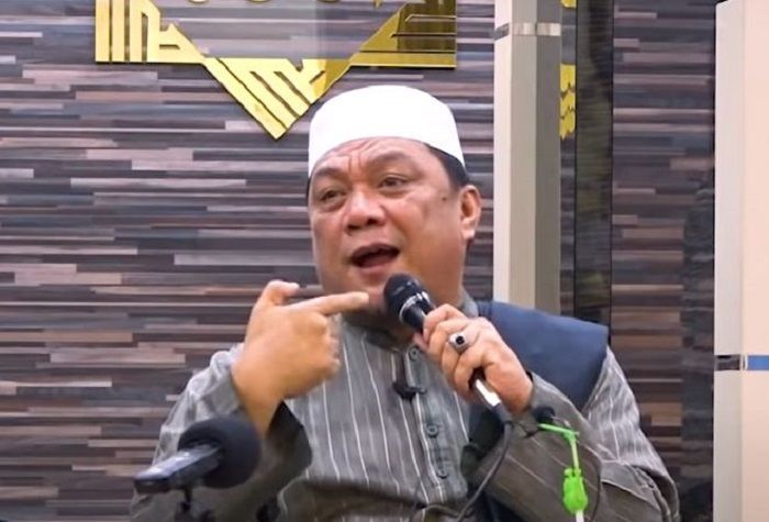 Ustadz Yahya Waloni 