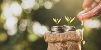 Wanita Muda Ditangkap Karena Jual Miras dan Akibat Mencari Rezeki Tidak Halal