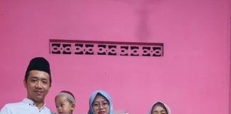 hukum posting foto lebaran keluarga