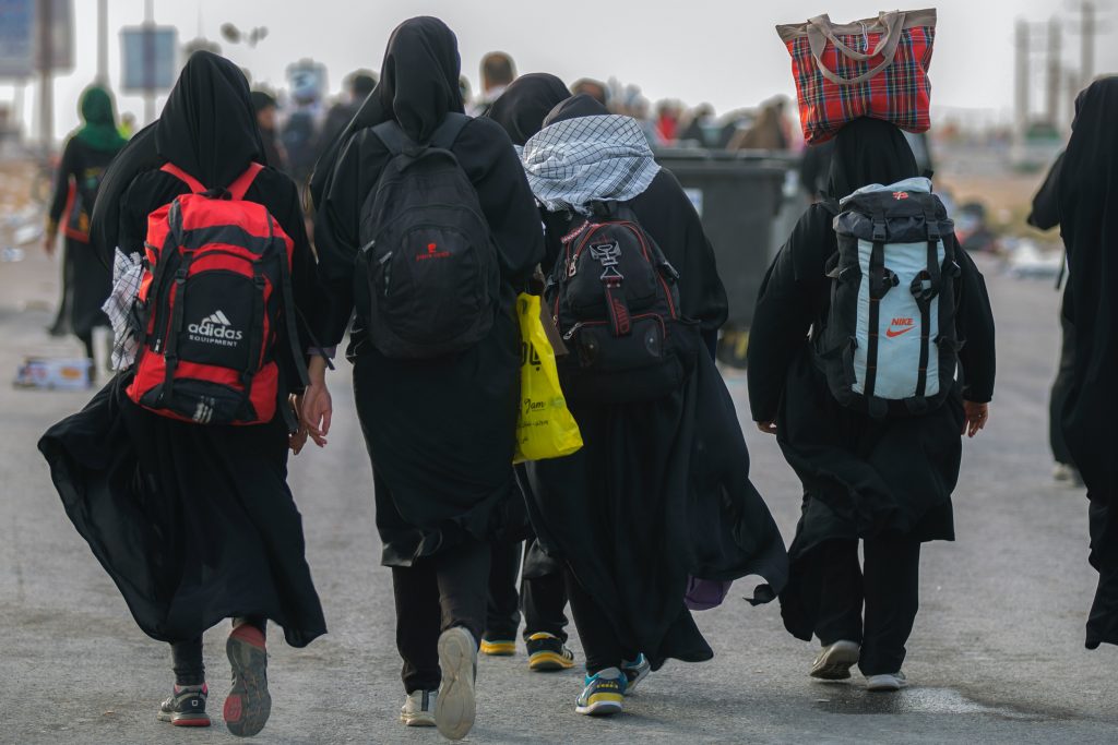 adab lebih tinggi dari ilmu