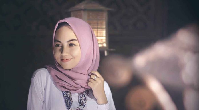 adab pergaulan wanita muslimah