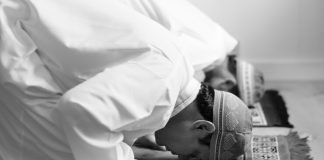 apakah boleh sholat dzuhur sebelum shalat jumat selesai bagi wanita