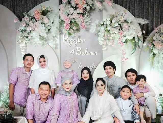 Aurel Hermansyah dan Atta