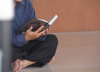 baca Quran di bulan Ramadhan