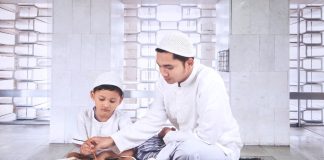 bagaimana cara menanamkan akhlak yang baik di era milenial