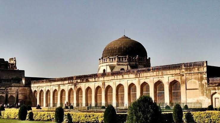 bangunan khas islam