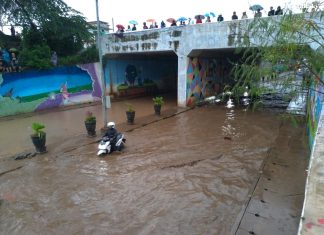 Banjir Bandung, Luapan Citarum Rendam 4 Kecamatan banjir 3